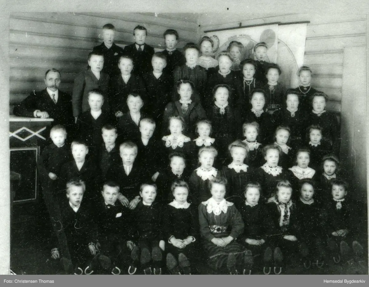 Tuv skule Hemsedal Bygdearkiv / DigitaltMuseum