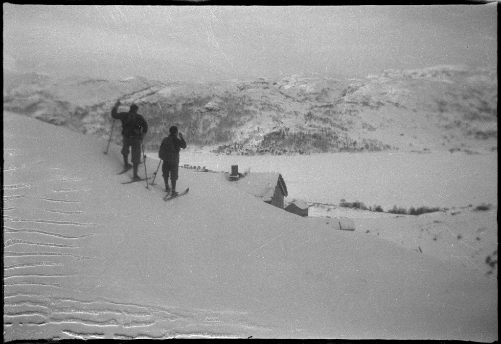 Skitur Fjellberg. Per og Alf Årseth, Børre Børresen, Sigurd Hamre ...